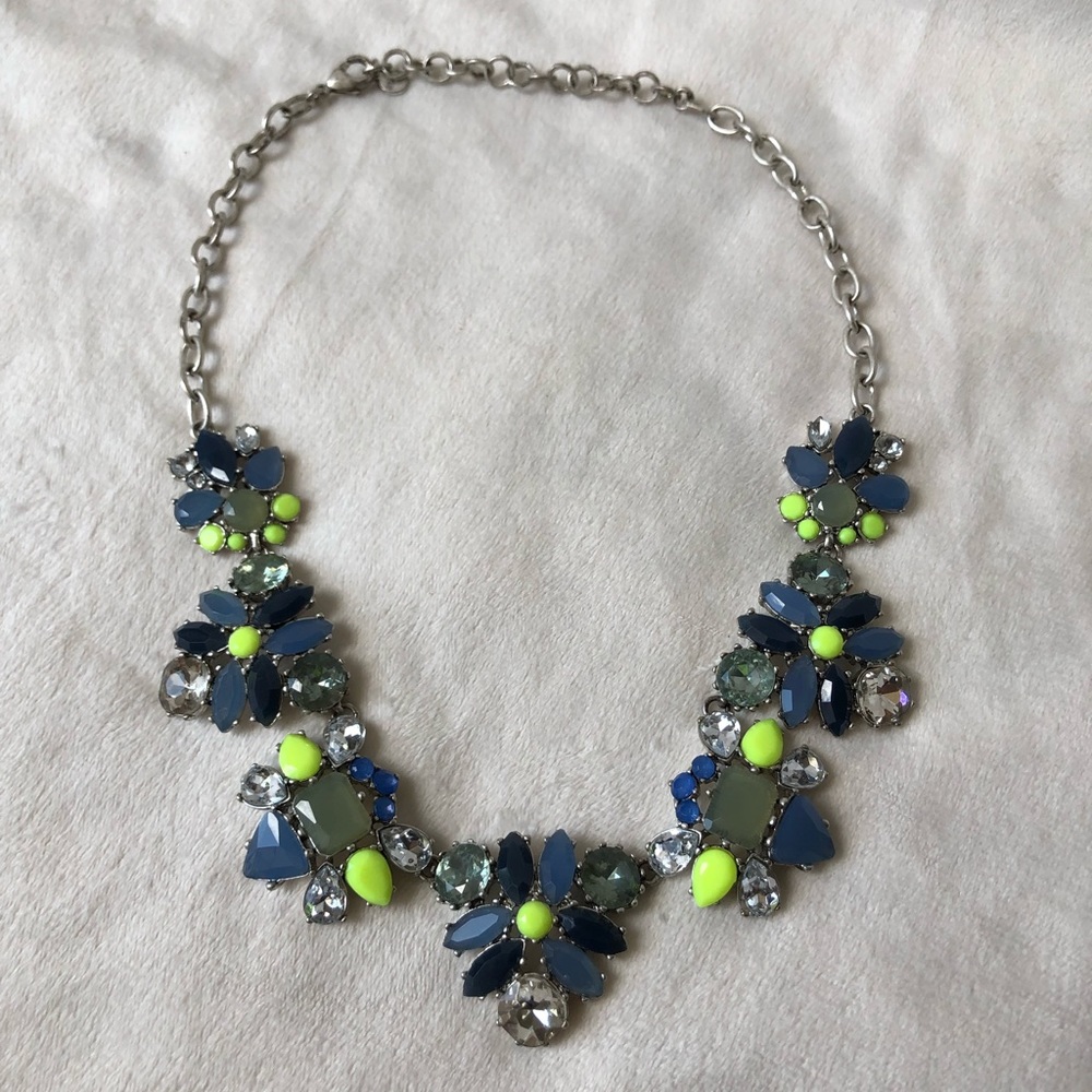 Beautifully detailed Stella & Dot stone necklace - Picture 1 of 1